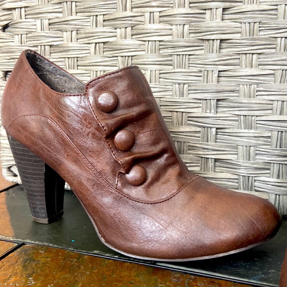 Leather SPRING Women’s 8USA / 39EUR Bootie Heel - Picture 1 of 5